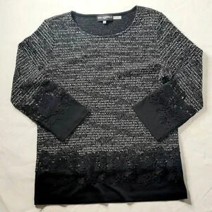 Karl lagerfeld W  Black& white Lace detailed Formal Blouse Sz S